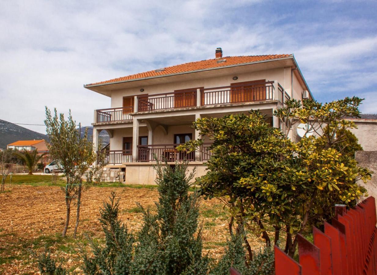 Apartment Juric Kaštel Novi Εξωτερικό φωτογραφία